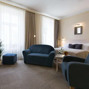 Hotel Unitas, Prag